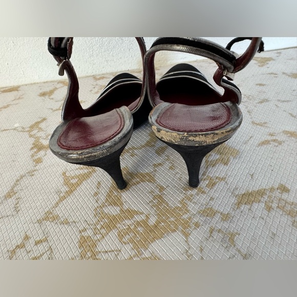 🔥🔥FINAL CLEARENCE🔥🔥 PRADA Vimtage Black Suede Leather Slingback Heel Pumps 4” - Picture 6 of 8